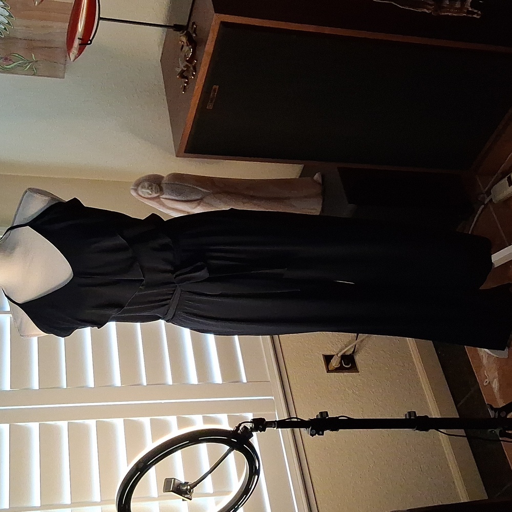 🦋💙Veronica M. Navy Pull On Jump Suit W/Ruffle & Belt Size Medium
